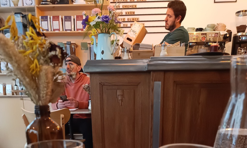 Autour d’un comptoir